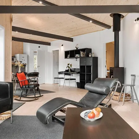 Cozy In With Wifi Holiday home
